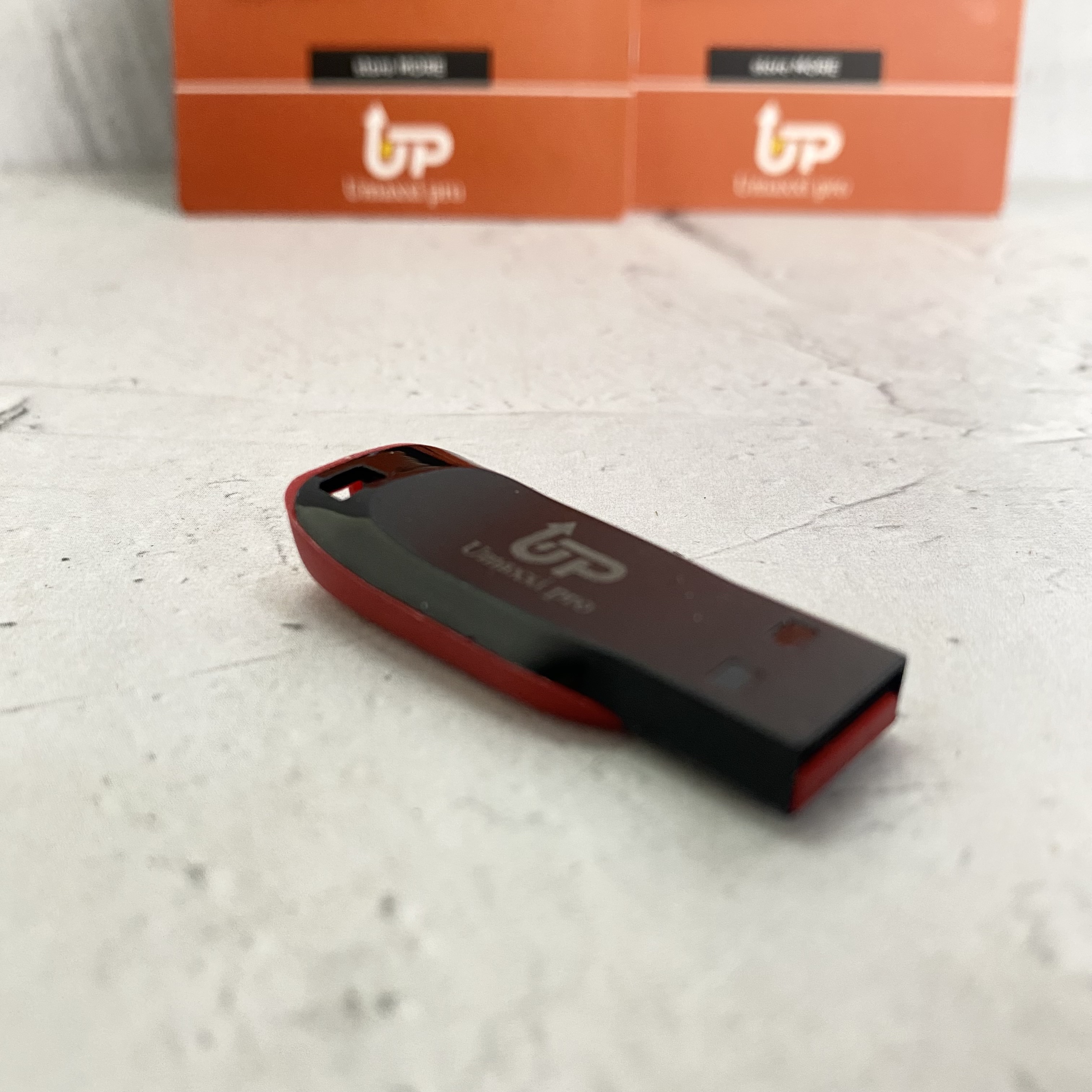 Ummaxi pro flash disk 02